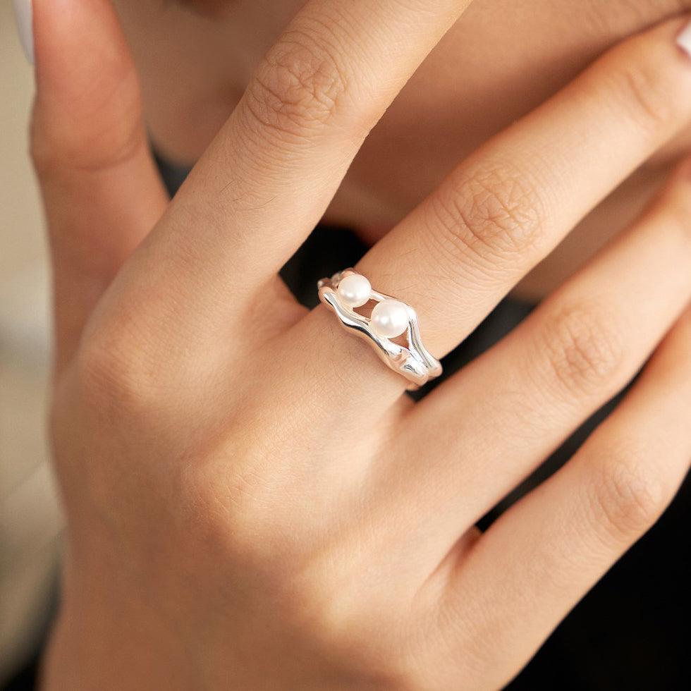 Split Double Natural Pearl Ring | LAYUMI
