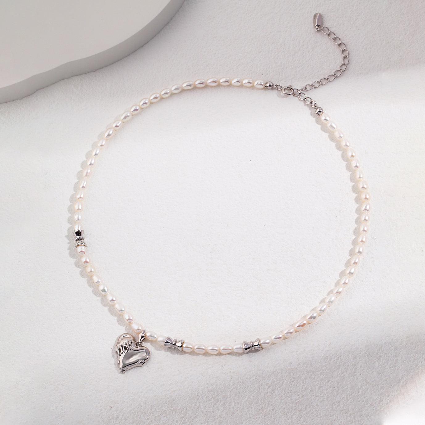 Women's Heart Shaped Natural Pearl Necklace