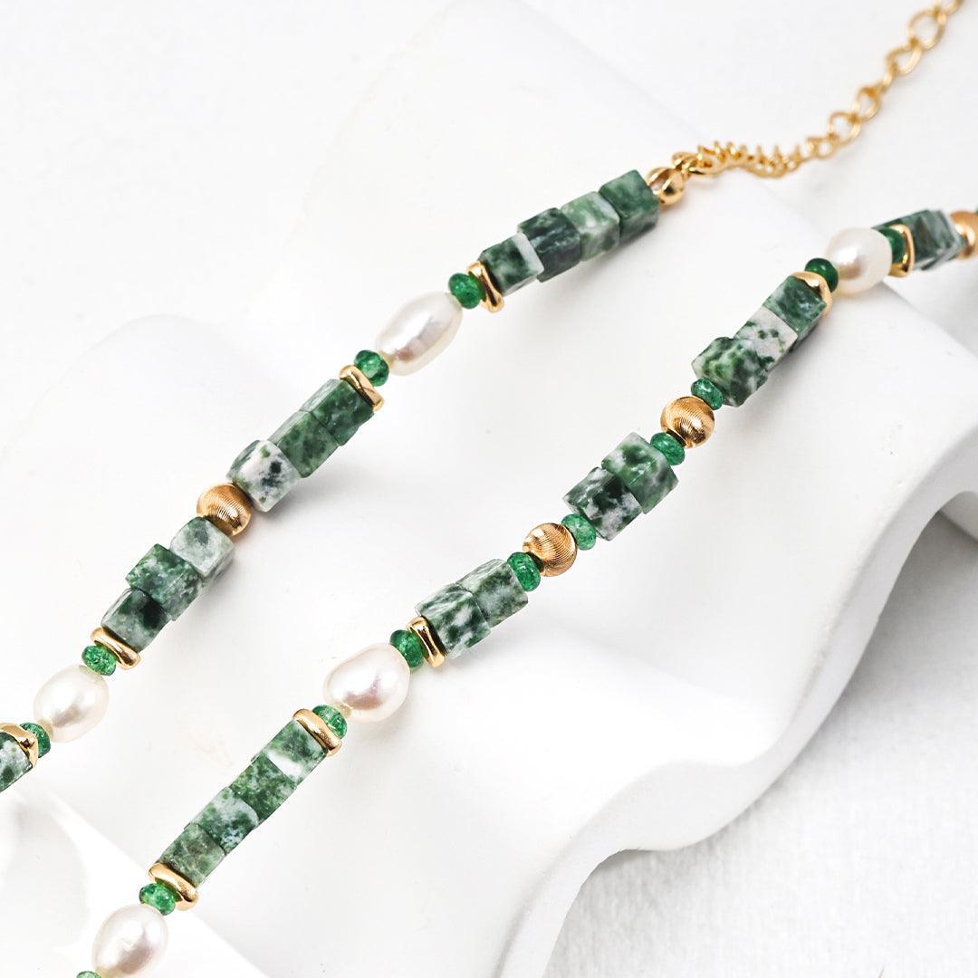 Women's Elegant Natural Stone Pearl Necklace