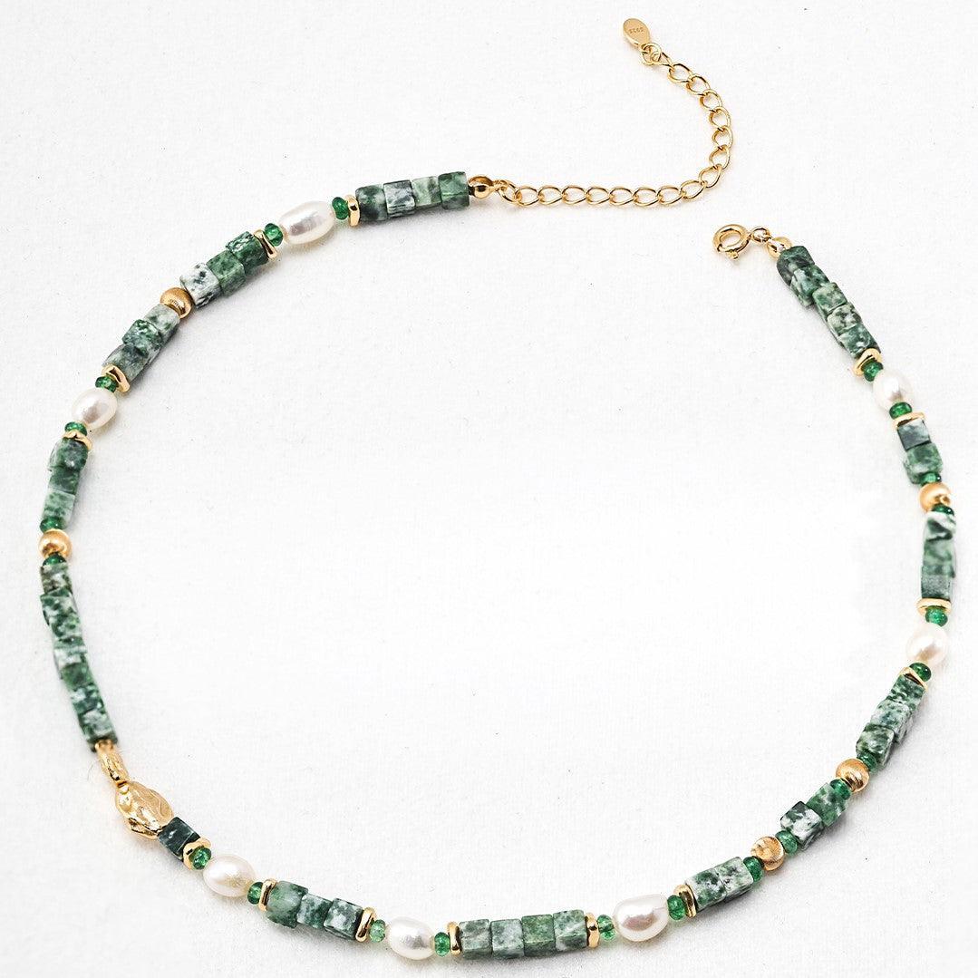 Women's Elegant Natural Stone Pearl Necklace