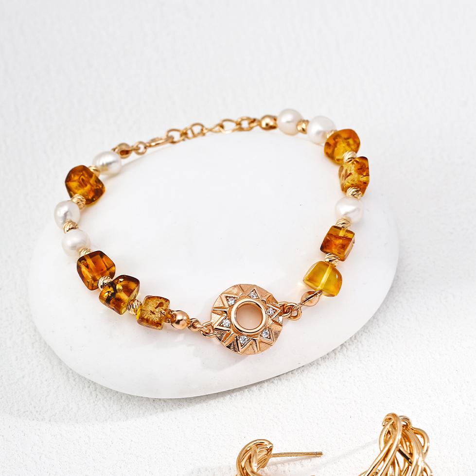 Natural pearl, zircon, and amber bracelet